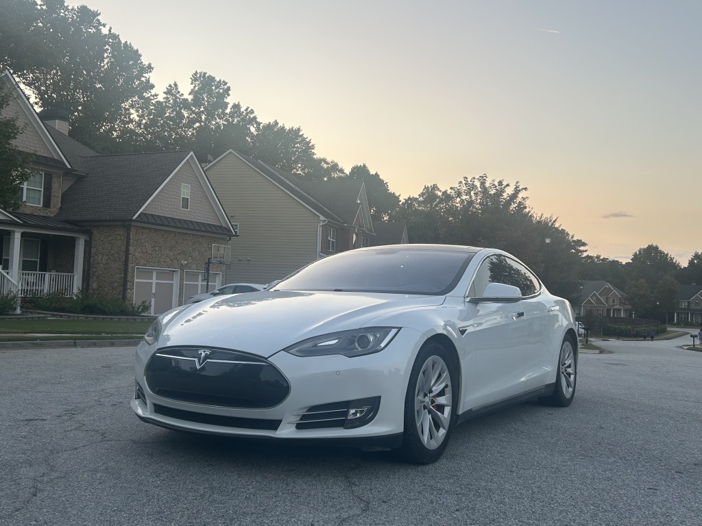 2014 Tesla Model S