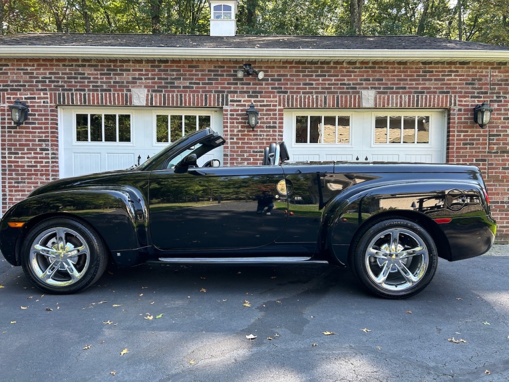 2006 Chevrolet SSR 6-speed