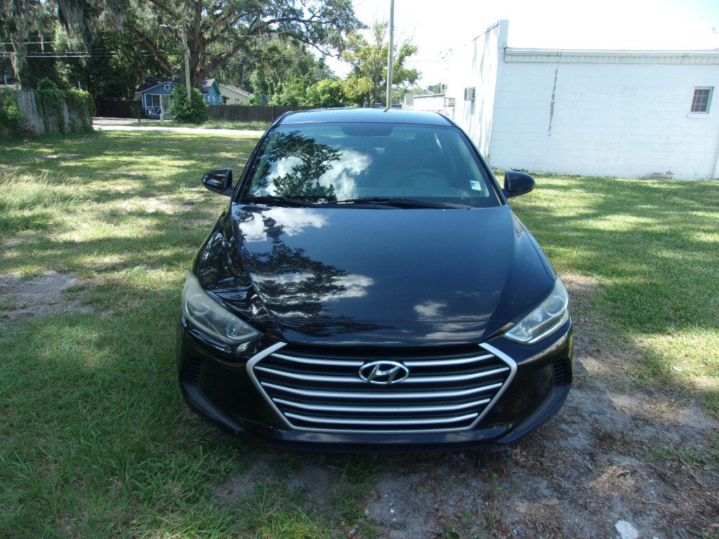 2018 Hyundai Elantra