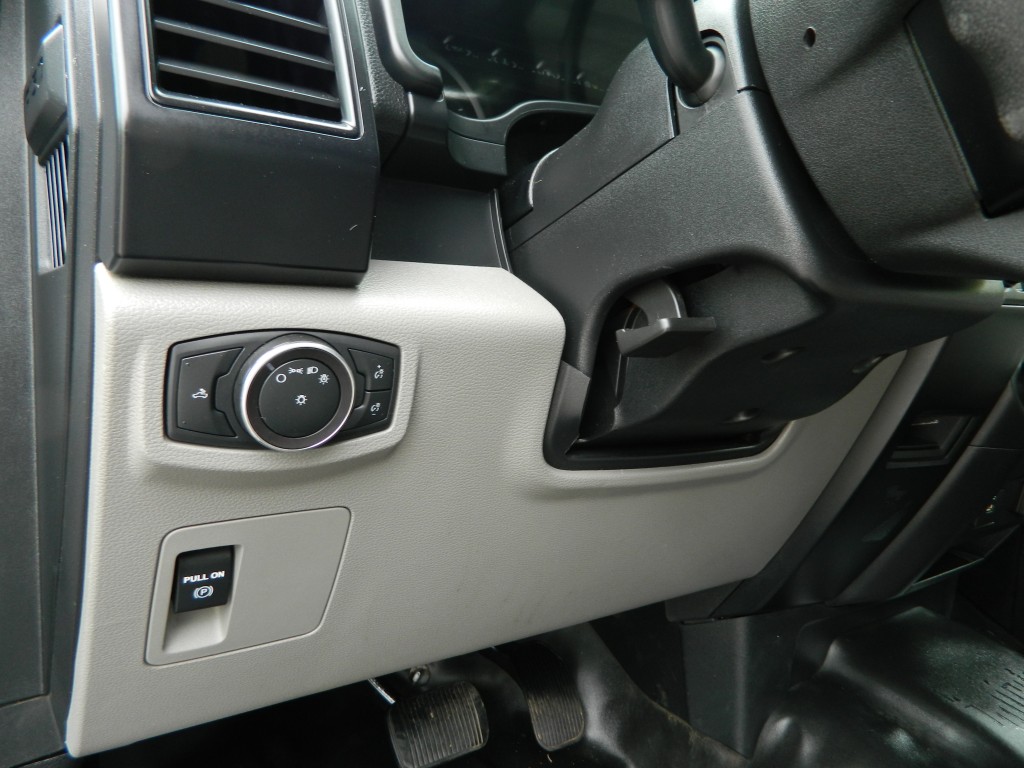 2019 Ford F-150 XL photo 17