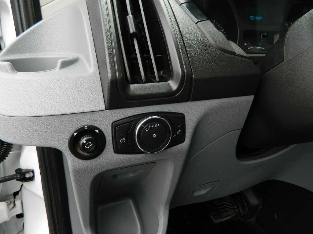 2018 Ford Transit Chassis photo 14