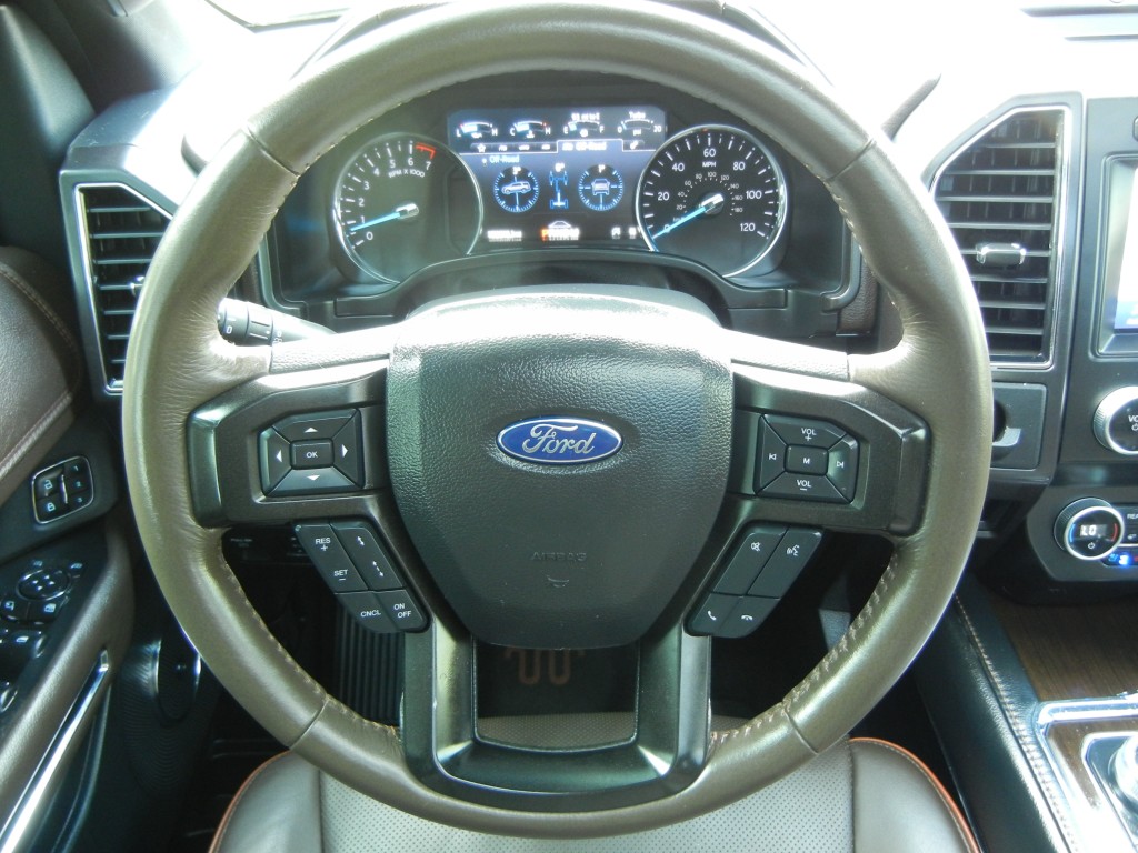 2020 Ford Expedition MAX King Ranch photo 16