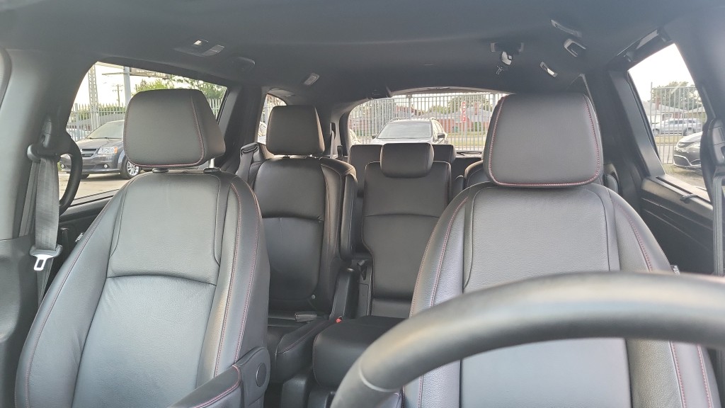 2023 Honda Odyssey photo 13
