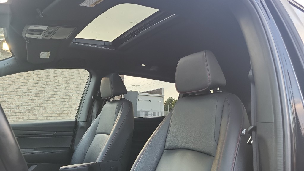 2023 Honda Odyssey photo 17