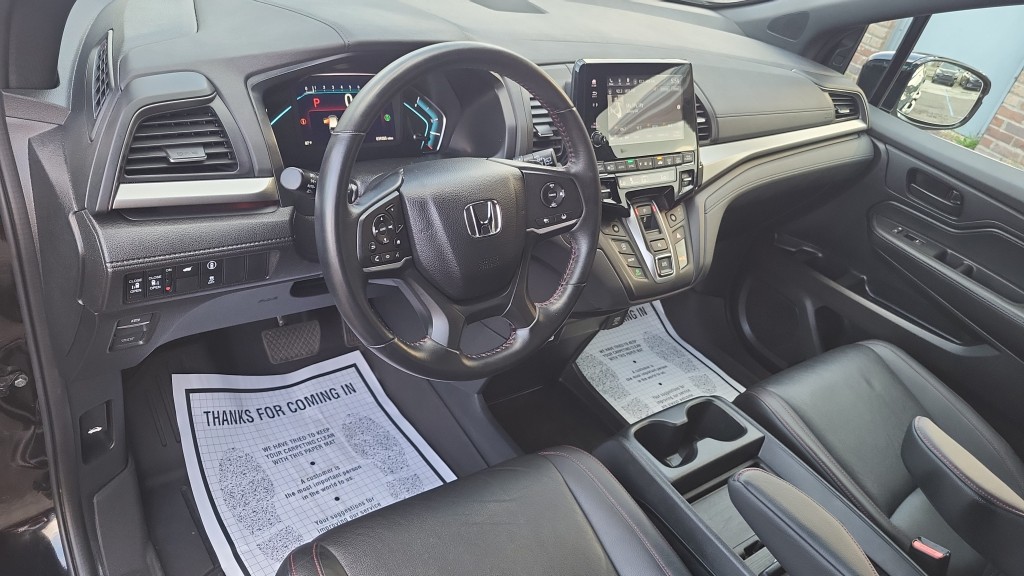 2023 Honda Odyssey photo 19