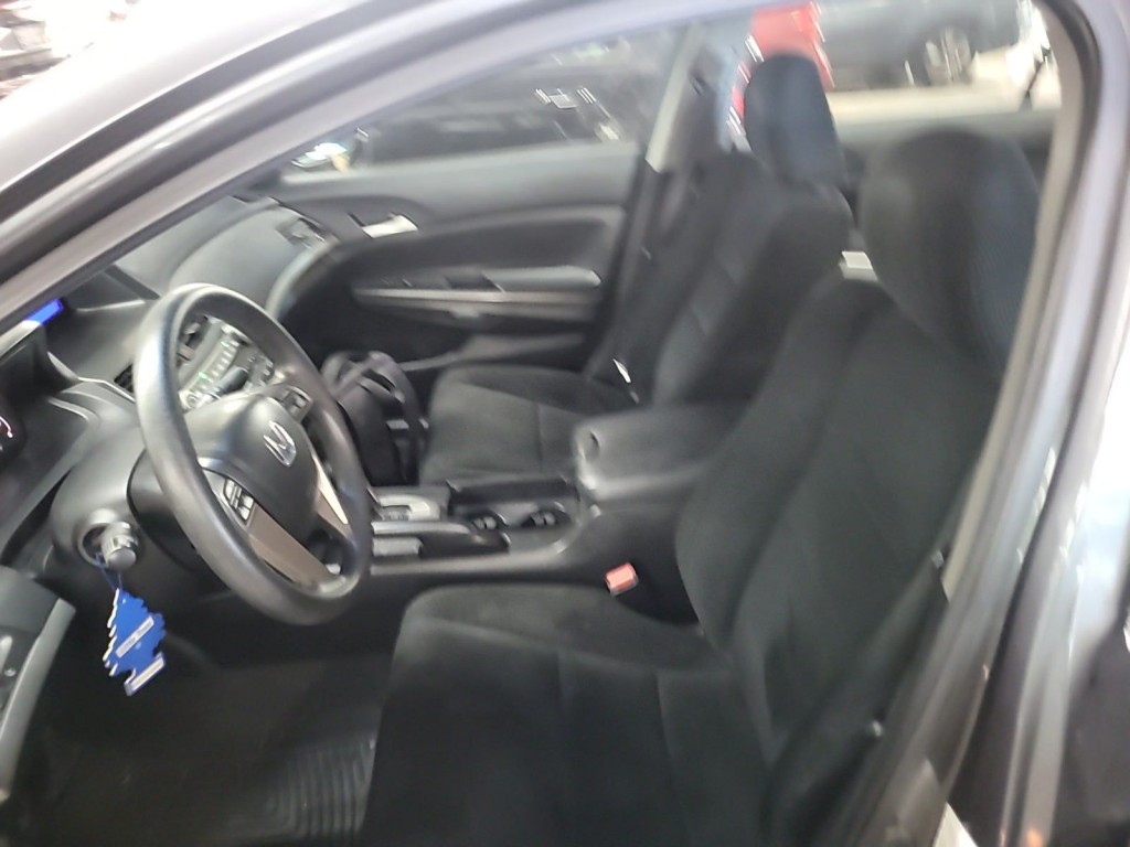 2010 Honda Accord EX photo 8