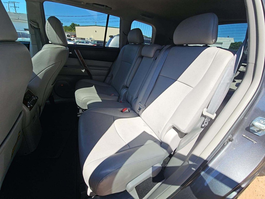 2012 Toyota Highlander Base Hybrid photo 4