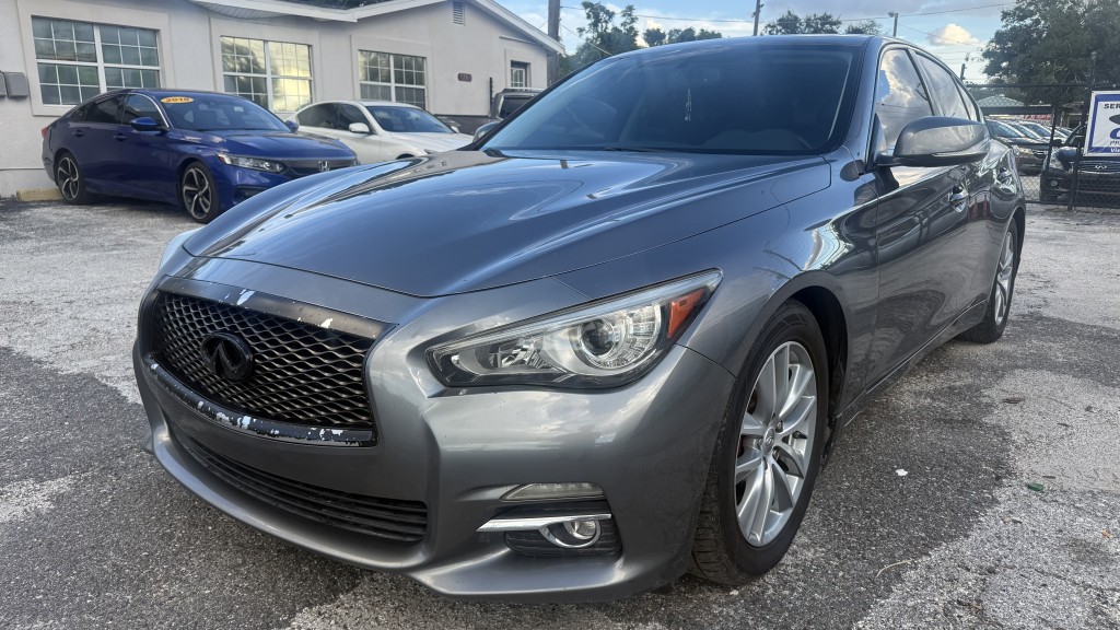 2014 Infiniti Q50