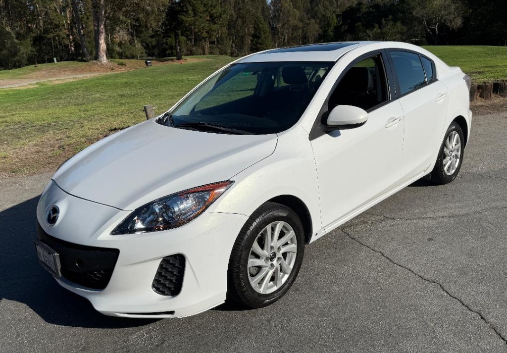 2013 Mazda MAZDA3