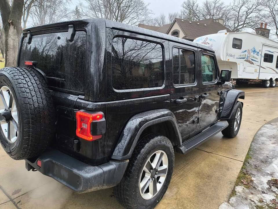 2019 Jeep Wrangler Unlimited Sahara photo 6