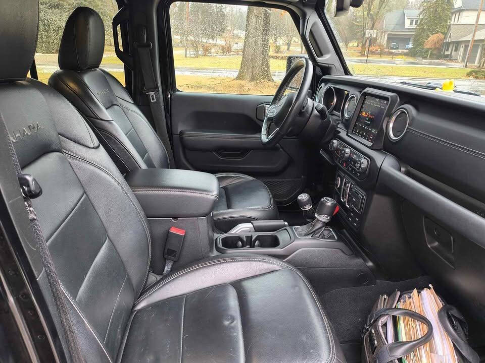 2019 Jeep Wrangler Unlimited Sahara photo 8