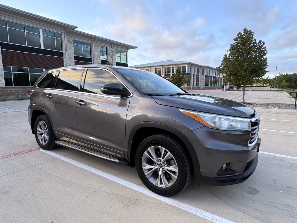 2016 Toyota Highlander