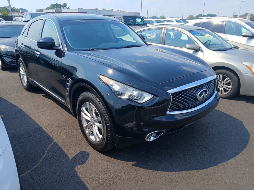 2017 INFINITI QX70