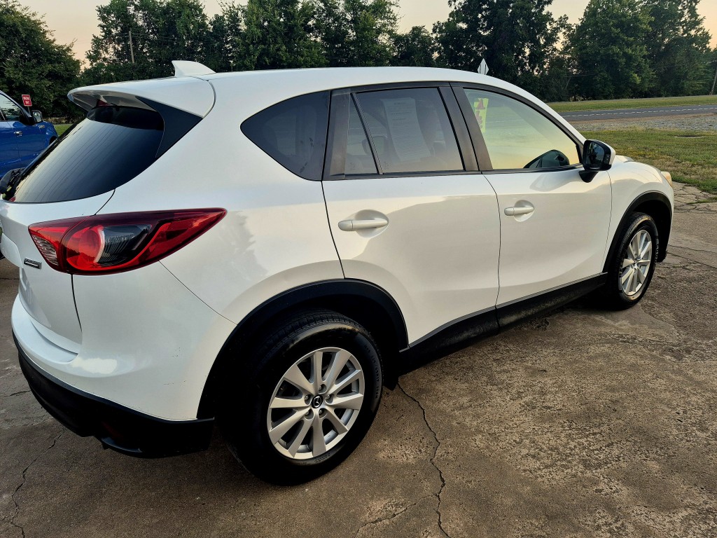 2013 Mazda CX-5 Touring photo 2