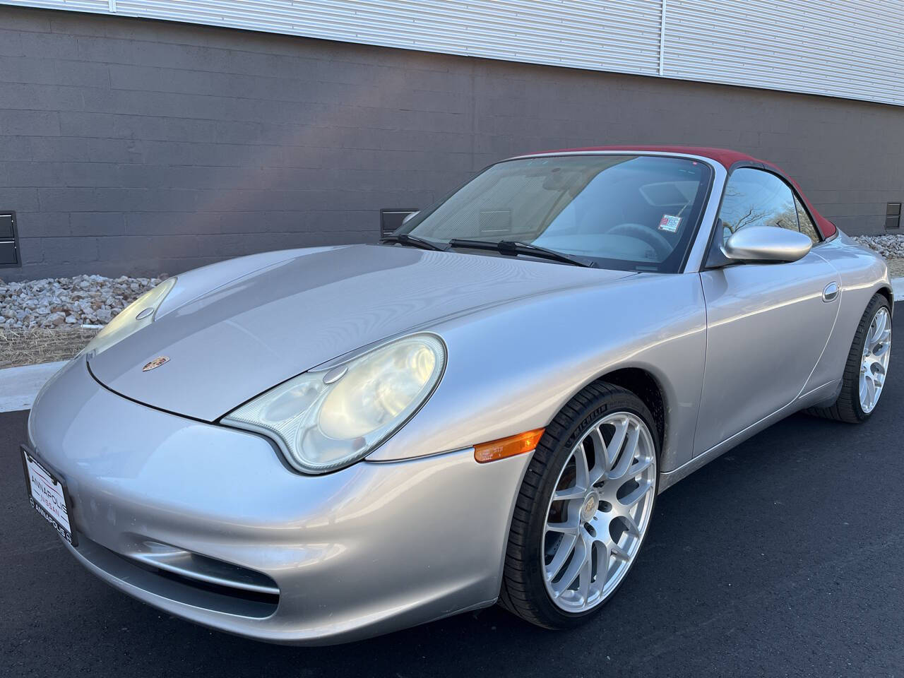 2002 Porsche 911 Cabriolet photo 3