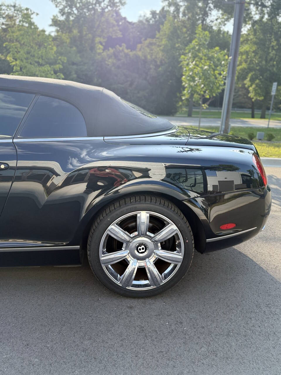 2008 Bentley Continental GTC photo 12
