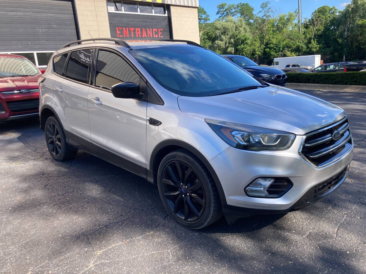2018 Ford Escape SEL photo 2
