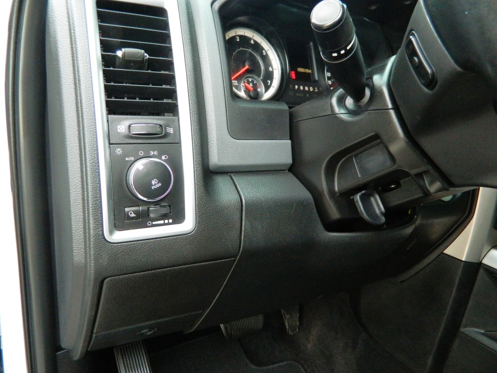 2017 Ram 2500 SLT photo 16