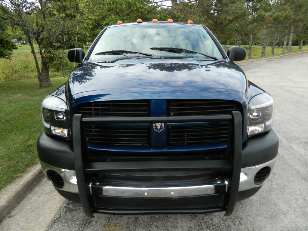 2006 Dodge Ram 3500 ST photo 2