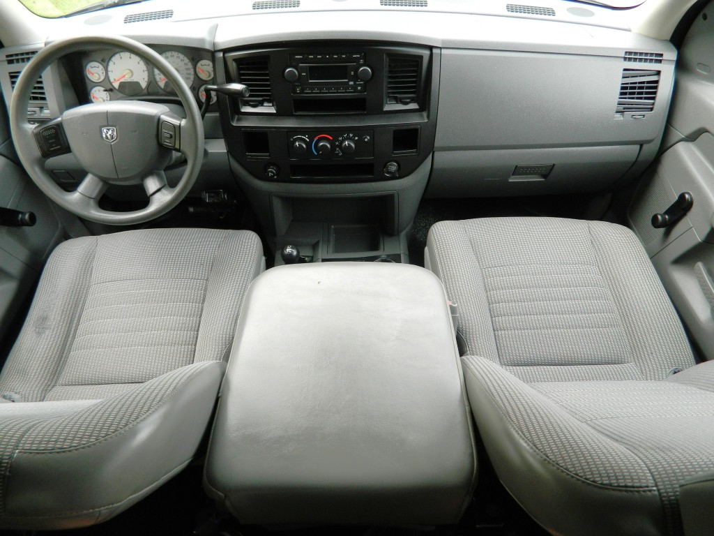 2006 Dodge Ram 3500 ST photo 15