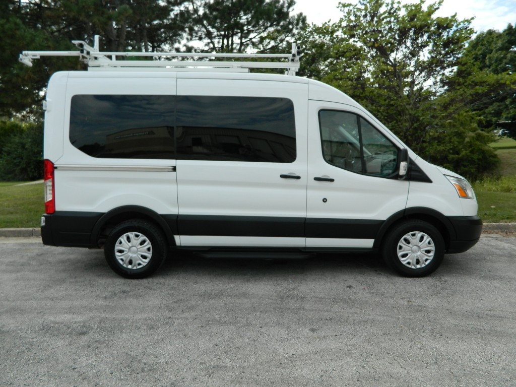 2019 Ford Transit XLT photo 5