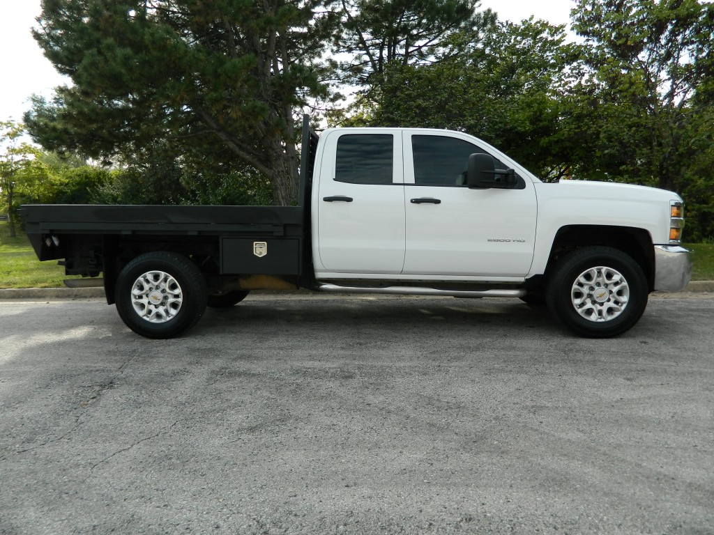 2019 Chevrolet Silverado 2500HD Work Truck photo 3