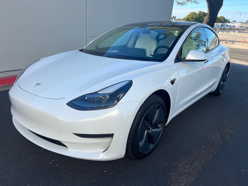 2020 Tesla Model 3 Long Range photo 5