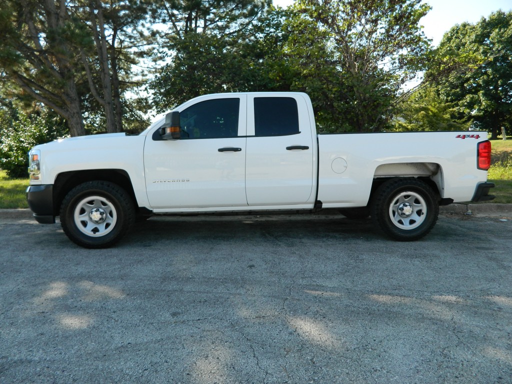 2018 Chevrolet Silverado Work Truck LS Base photo 4