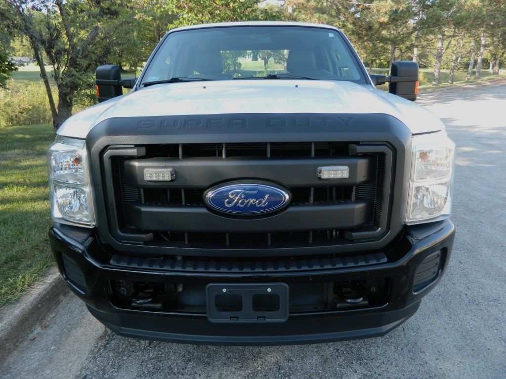 2014 Ford F-250 XL photo 2