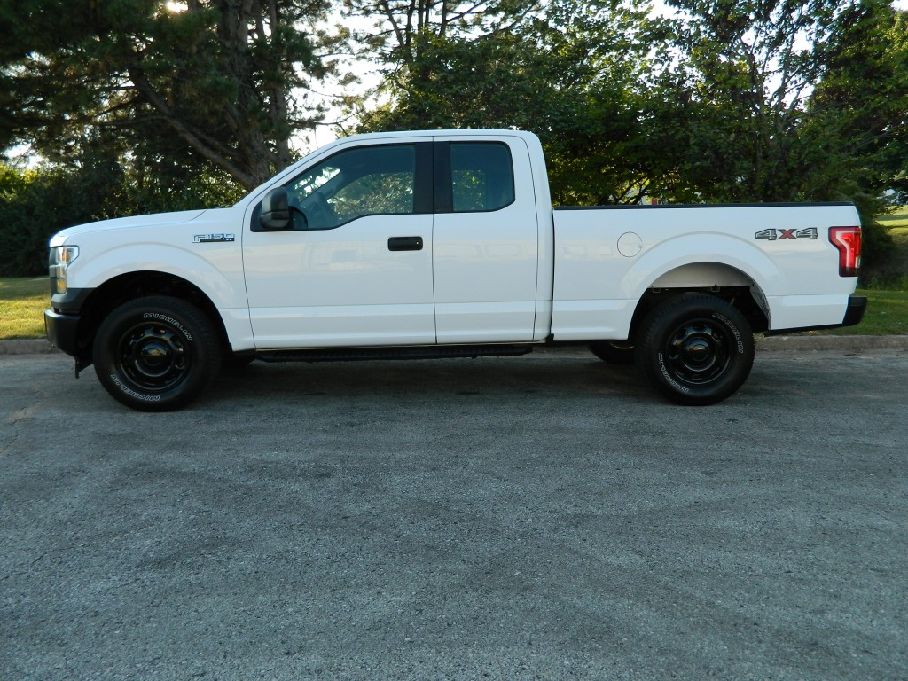 2017 Ford F-150 XL photo 4
