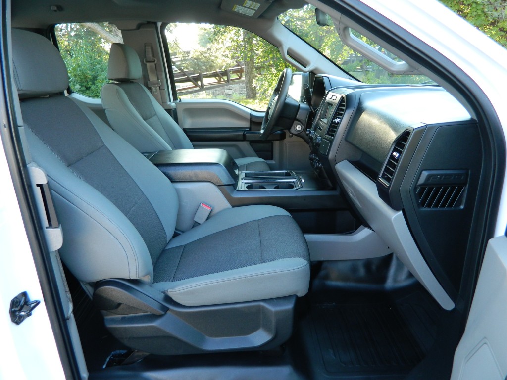 2017 Ford F-150 XL photo 12