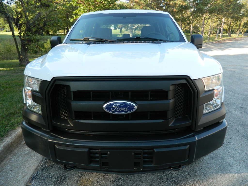 2015 Ford F-150 XL photo 2