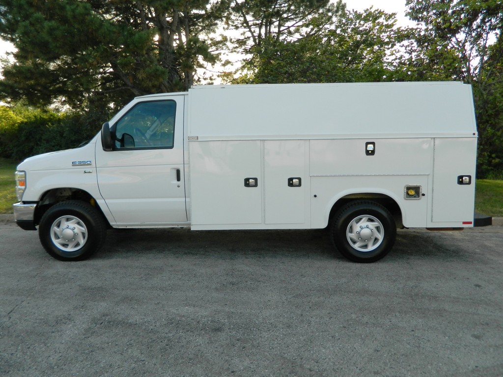 2016 Ford E-350 photo 4