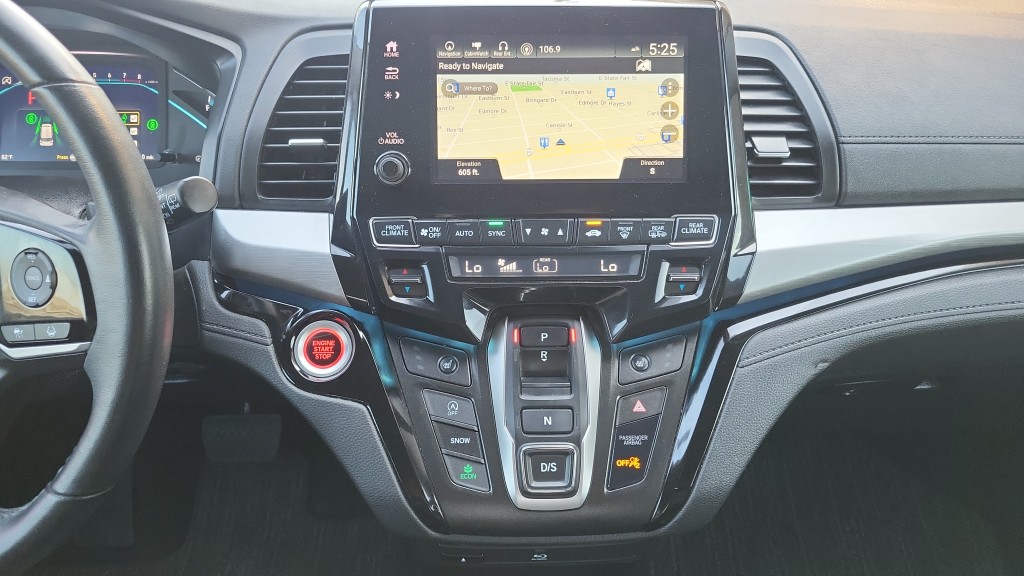 2023 Honda Odyssey Touring photo 30