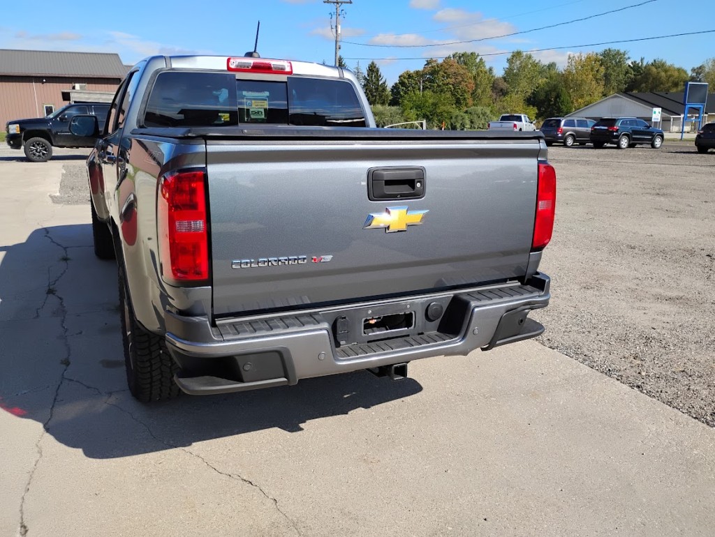 2019 Chevrolet Colorado Z71 photo 2