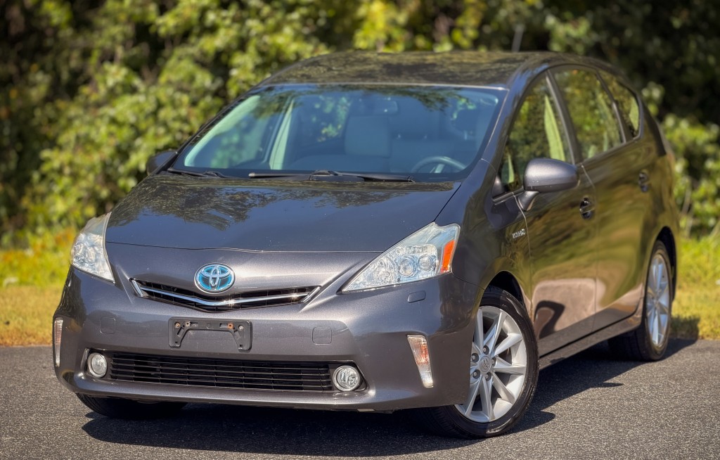 2012 Toyota Prius v
