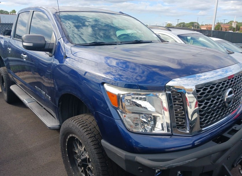2018 NISSAN TITAN