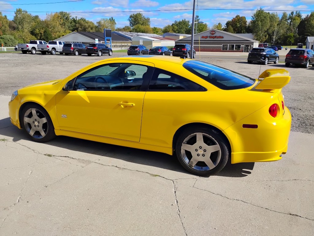 2005 Chevrolet Cobalt SS Supercharged photo 3