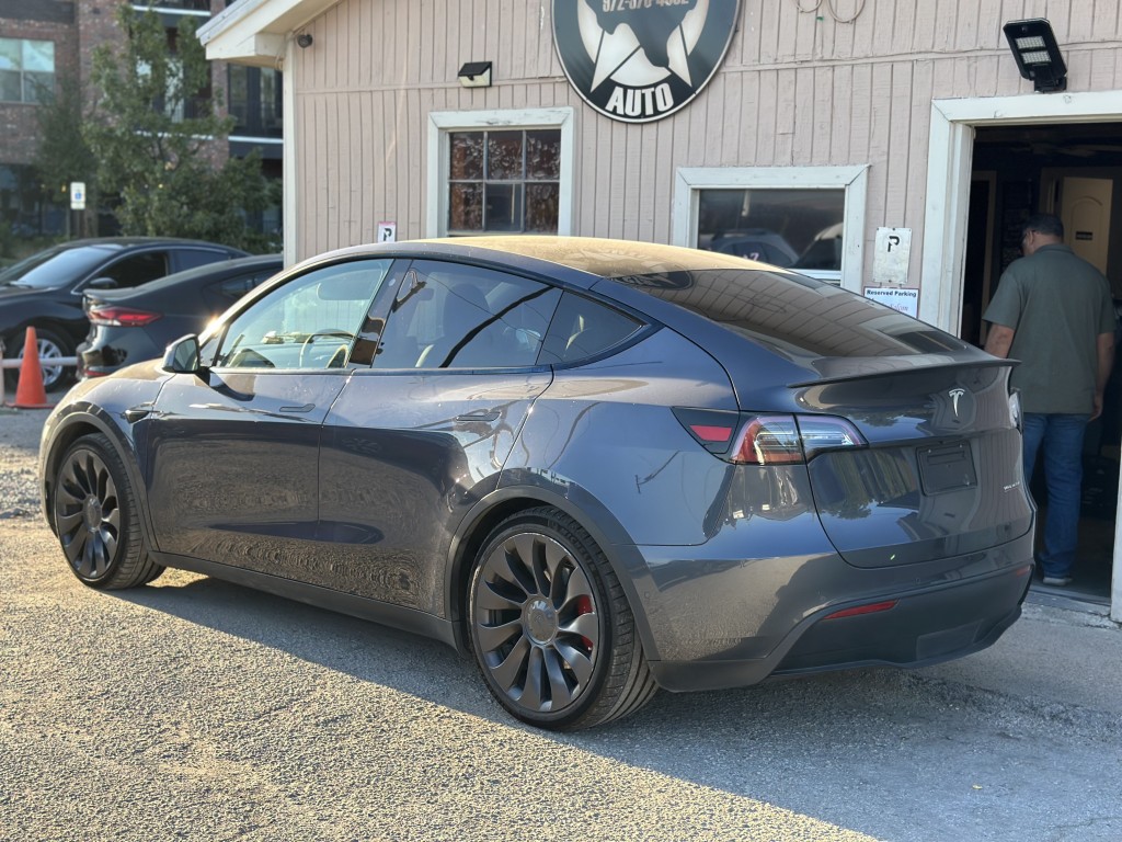 2020 Tesla Model Y