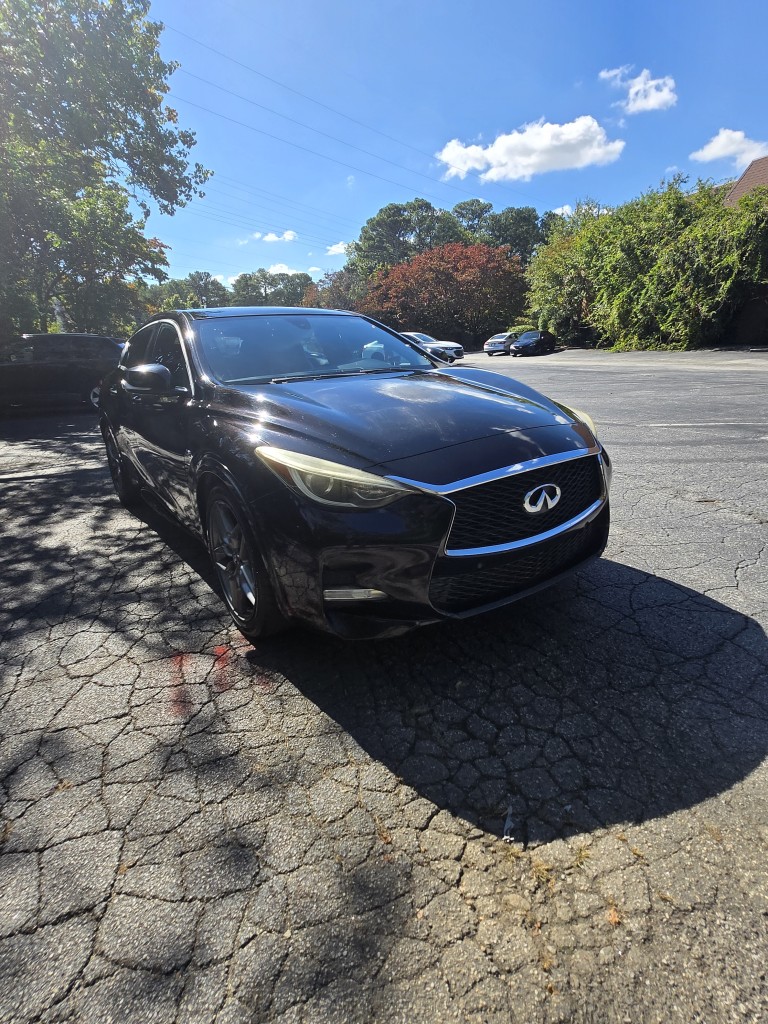 2017 Infiniti QX30