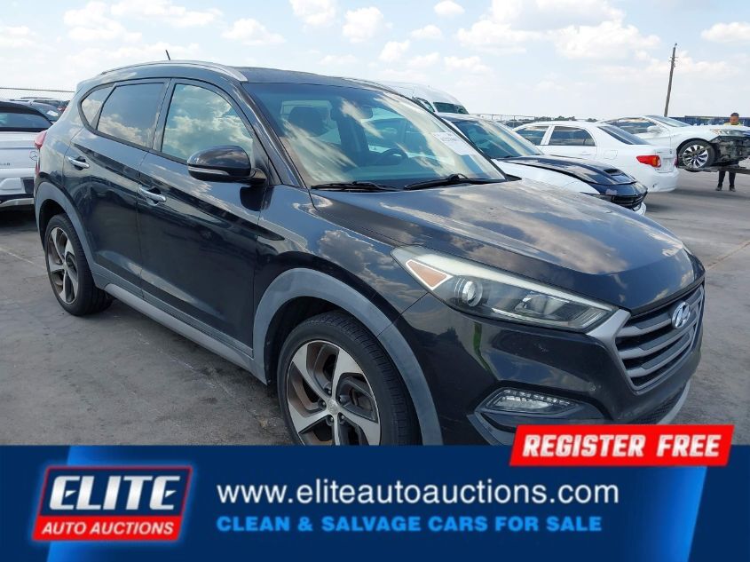2017 HYUNDAI TUCSON
