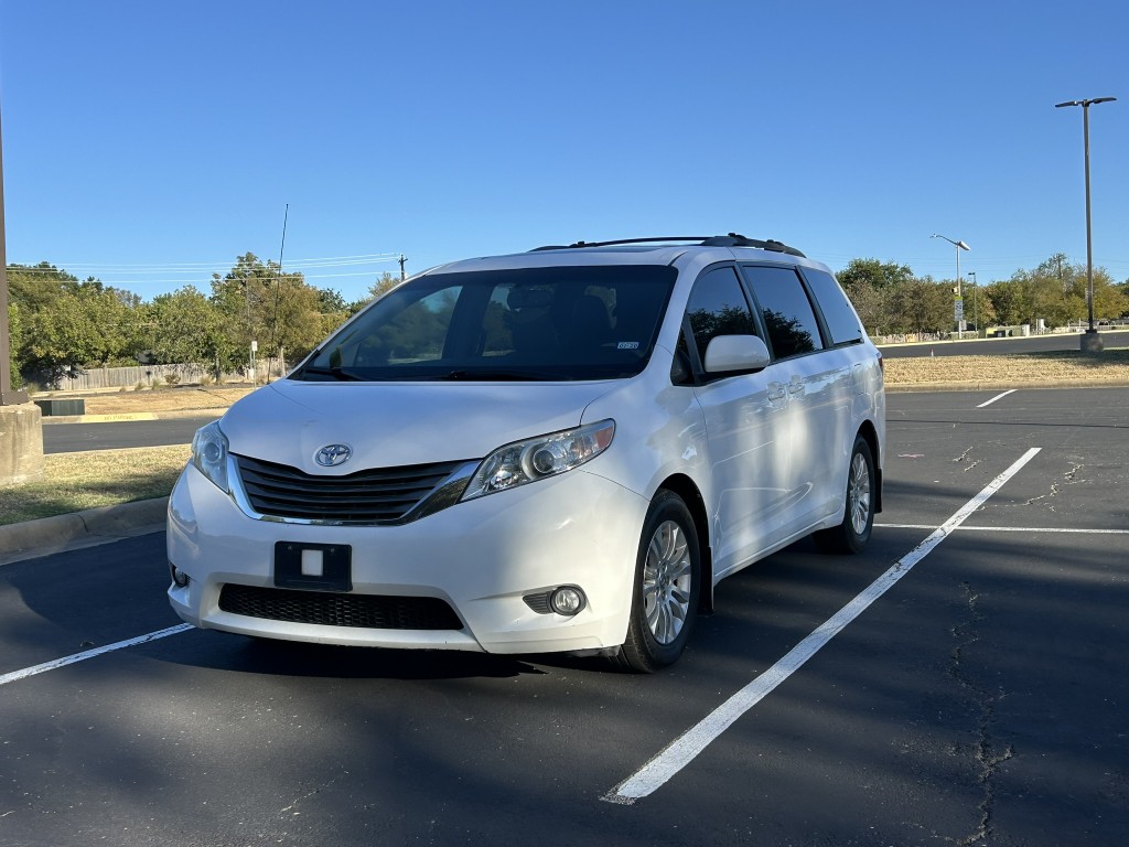 2011 Toyota Sienna