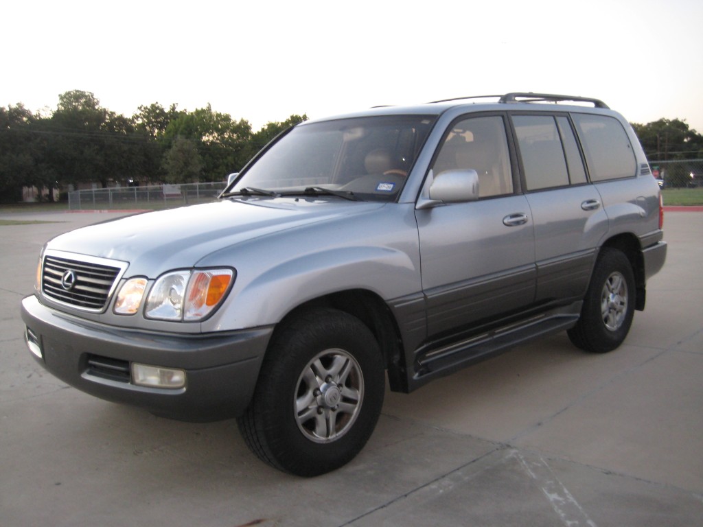 2002 Lexus LX 470
