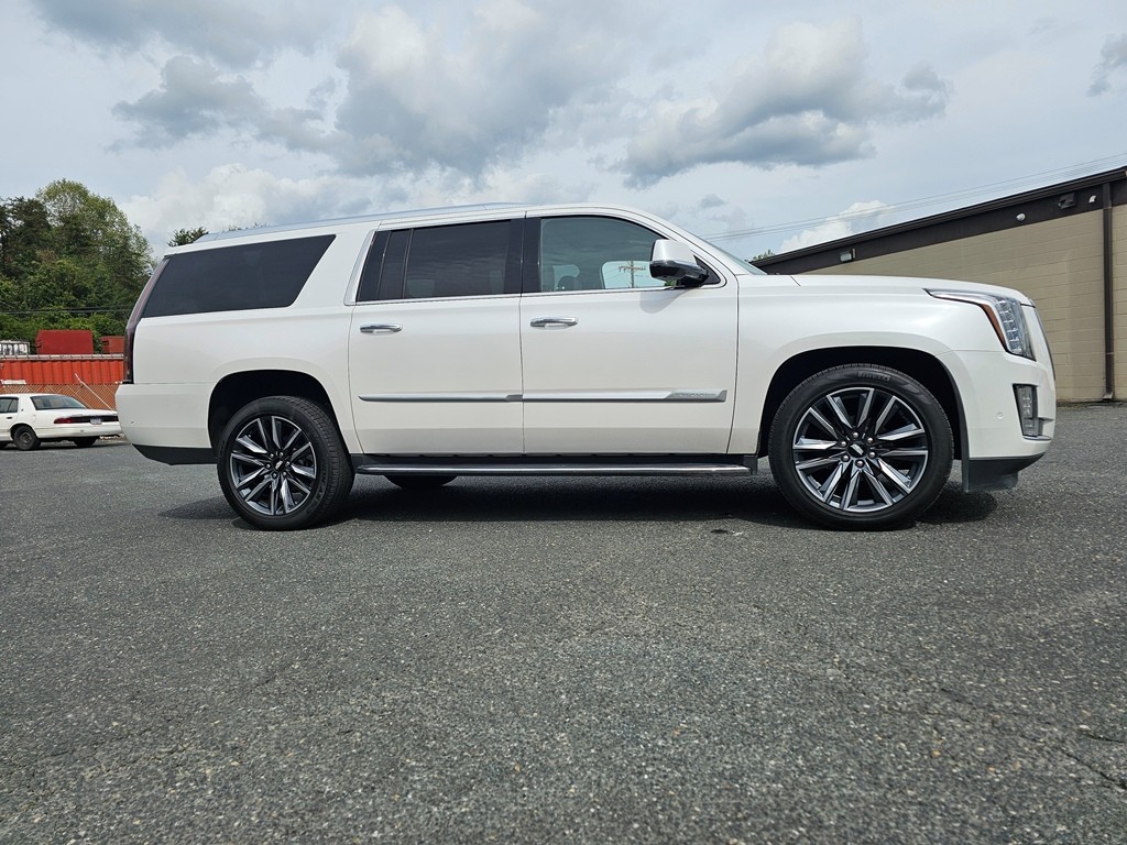 2020 Cadillac Escalade ESV