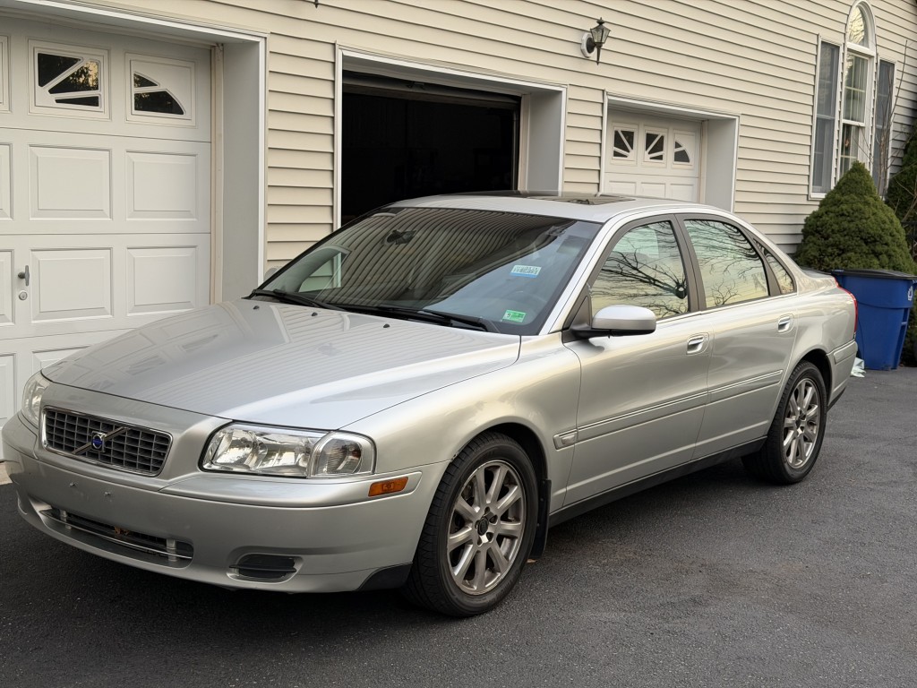 2004 Volvo S80
