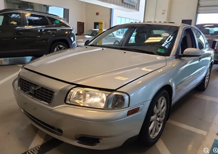 2004 Volvo S80
