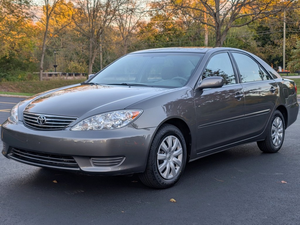 2005 Toyota Camry XLE