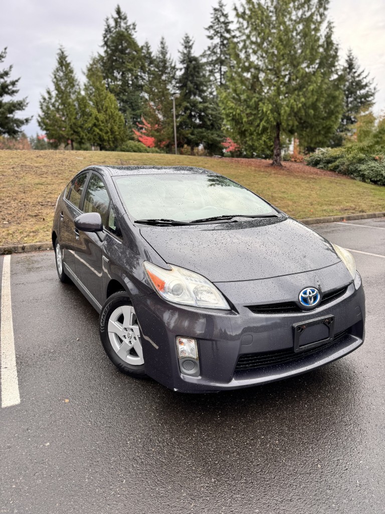2010 Toyota Prius II