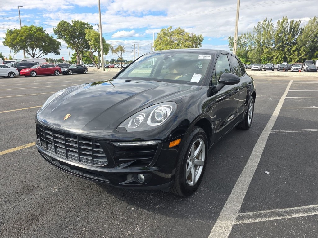 2017 Porsche Macan 2.0 AWD