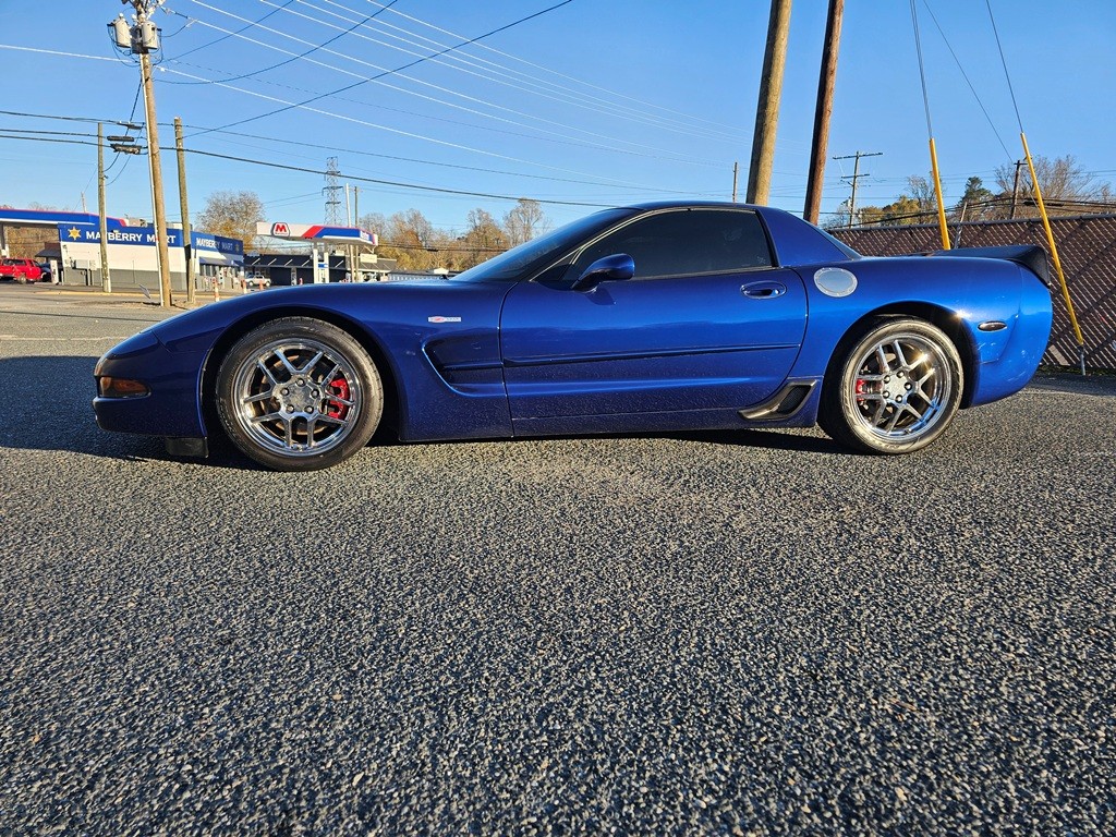 2004 Chevrolet Corvette